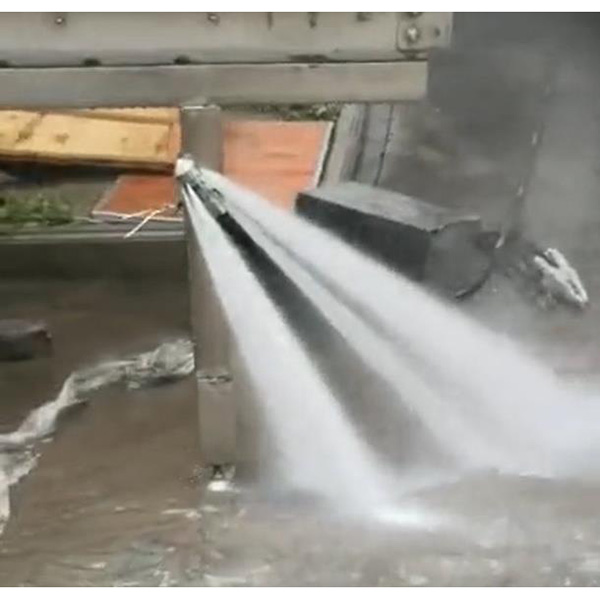 下水道清洗機(jī)效果